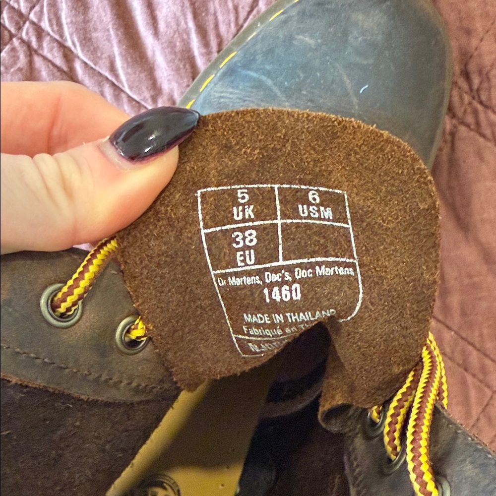 Brown Leather doc martens Boots - Picture 3 of 3